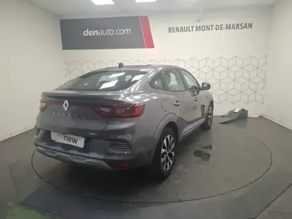 Photo 12 Renault Arkana  E-Tech 145