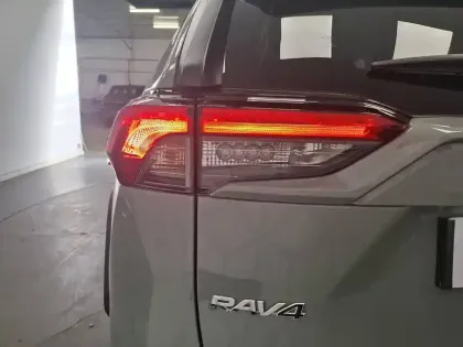 Photo 52 Toyota Rav4  Hybride 222 ch AWD-i