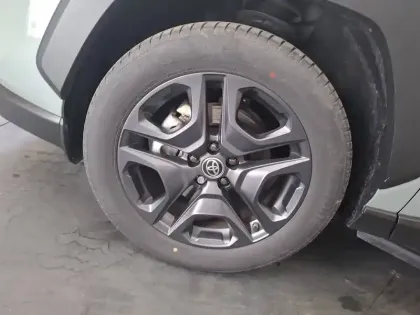 Photo 54 Toyota Rav4  Hybride 222 ch AWD-i