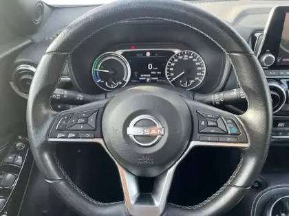 Photo 8 Nissan Juke  Hybrid 143