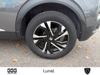 Photo 10 Peugeot 2008  PureTech 130 S&S EAT8