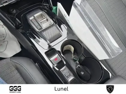 Photo 24 Peugeot 2008  PureTech 130 S&S EAT8
