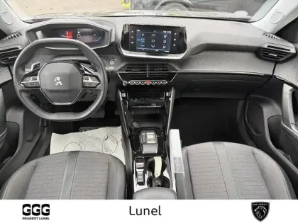 Photo 7 Peugeot 2008  PureTech 130 S&S EAT8