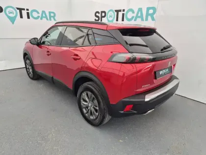 Photo 6 Peugeot 2008  PureTech 130 S&S EAT8