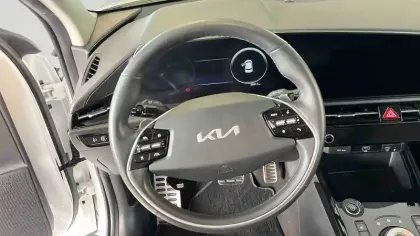 Photo 12 Kia Niro  EV Electrique 204 ch