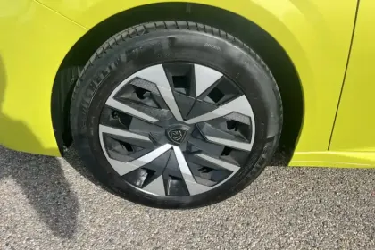 Photo 8 Peugeot 208  PureTech 75 S&S BVM5