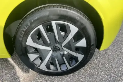 Photo 9 Peugeot 208  PureTech 75 S&S BVM5