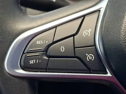 Photo 39 Renault Captur  TCe 90
