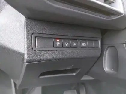 Photo 18 Peugeot 3008  Hybrid 225 e-EAT8