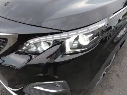 Photo 15 Peugeot 3008  Hybrid 225 e-EAT8