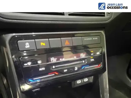Photo 12 Volkswagen T-cross  1.0 TSI 110 Start/Stop BVM6
