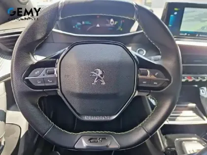 Photo 18 Peugeot 2008  Electrique 136 ch