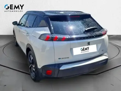 Photo 6 Peugeot 2008  Electrique 136 ch