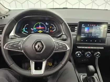 Photo 33 Renault Captur  E-Tech hybride 145
