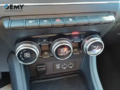 Photo 14 Renault Captur  TCe 90 - 21