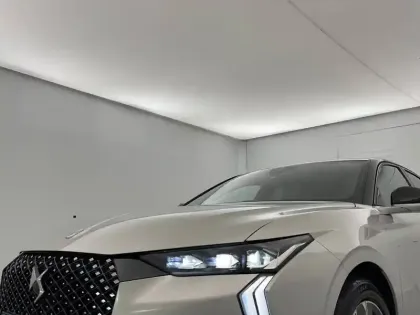 Photo 51 DS DS 4  Hybride E-Tense 225 EAT8