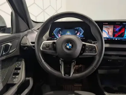 Photo 18 BMW Serie 1 120 170 ch DKG7