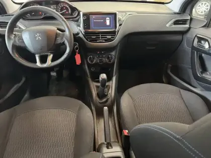 Photo 5 Peugeot 208  PureTech 82ch S&S BVM5