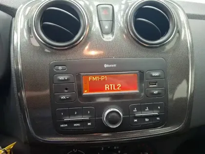 Photo 26 Dacia Sandero  SCe 75