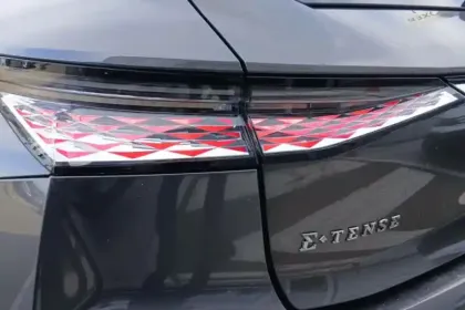 Photo 32 DS DS 4  Hybride E-Tense 225 EAT8