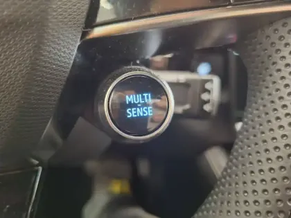 Photo 34 Renault Austral  E-Tech full hybrid 200 GSR2