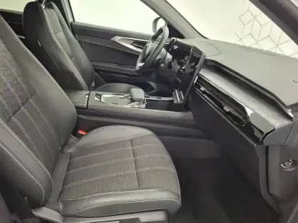 Photo 17 Renault Austral  E-Tech full hybrid 200 GSR2
