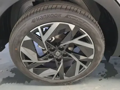 Photo 18 Renault Arkana  E-Tech full hybrid 145 GSR2