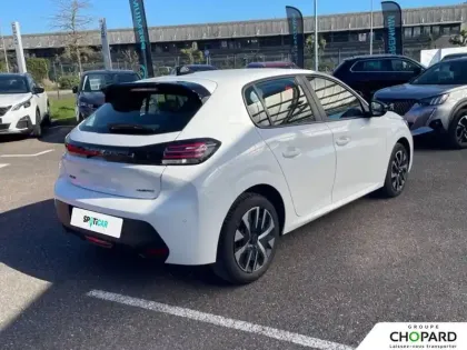 Photo 27 Peugeot 208  Hybrid 100 e-DCS6