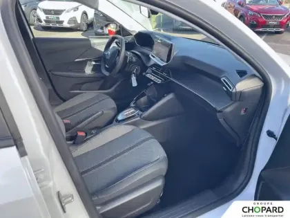Photo 19 Peugeot 208  Hybrid 100 e-DCS6