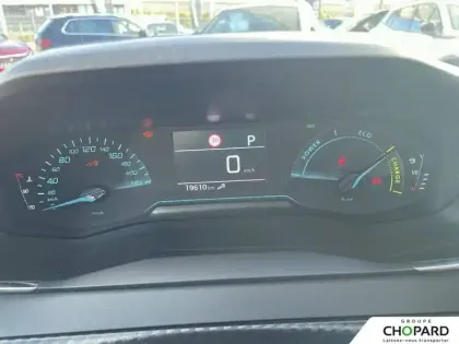Photo 20 Peugeot 208  Hybrid 100 e-DCS6