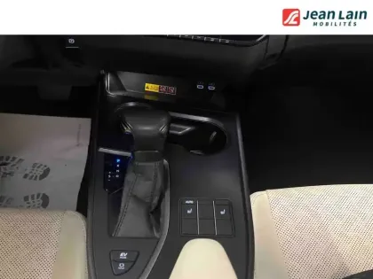 Photo 14 Lexus UX  250h 2WD