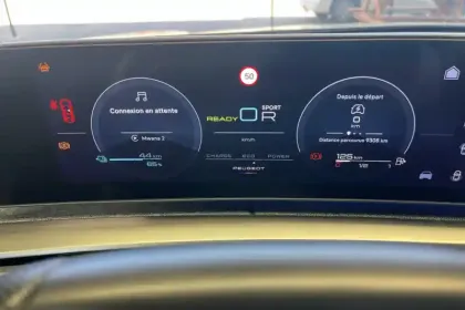 Photo 23 Peugeot 3008  Plug-in Hybrid 225 e-DCS7