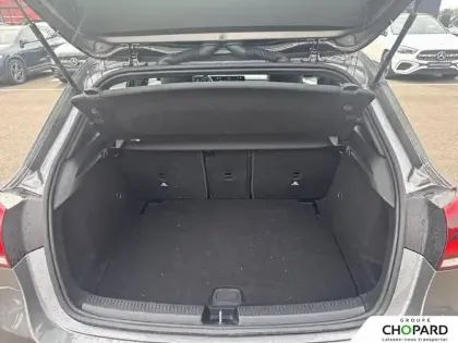 Photo 7 Mercedes Classe A  180 d 8G-DCT
