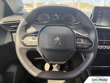 Photo 15 Peugeot 208  PureTech 75 S&S BVM5