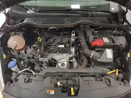 Photo 35 Ford Fiesta  1.0 EcoBoost 85 S&S BVM6