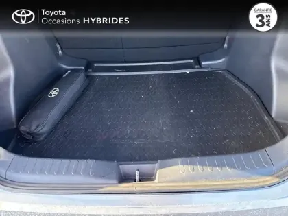 Photo 9 Toyota C-HR  1.8 Hybride 140ch Dynamic NG23