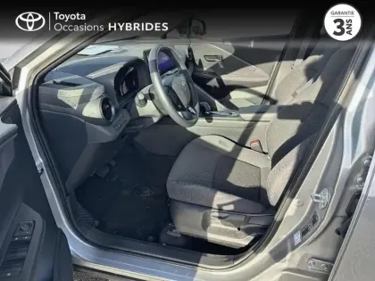 Photo 10 Toyota C-HR  1.8 Hybride 140ch Dynamic NG23