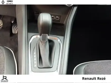Photo 5 Renault Captur  1.6 E-Tech hybride 145ch Techno