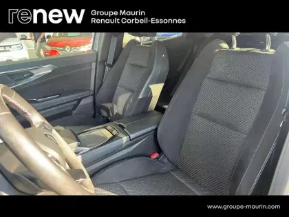 Photo 14 Renault Austral  1.2 E-Tech full hybrid 200ch Iconic esprit Alpine- 23