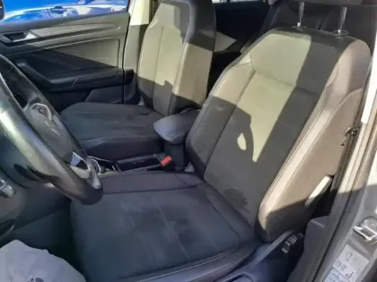 Photo 8 Volkswagen T-roc  2.0 TDI 150ch Style DSG7