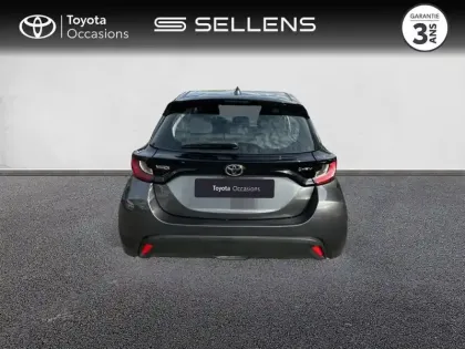 Photo 13 Toyota Yaris  116h Dynamic 5p MC24
