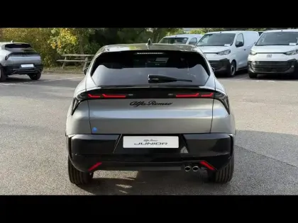 Photo 5 Alfa Romeo Junior  1.2 Ibrida 145ch Ti e-DCT6