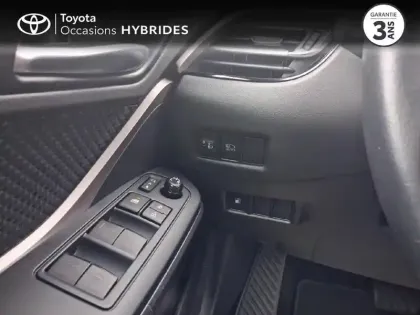 Photo 13 Toyota C-HR  2.0 Hybride 184ch Dynamic Ultimate E-CVT