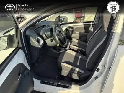 Photo 10 Toyota Aygo  1.0 VVT-i 72ch x-play 5P MY19