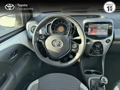 Photo 8 Toyota Aygo  1.0 VVT-i 72ch x-play 5P MY19