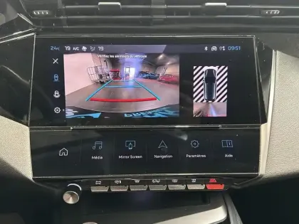 Photo 7 Peugeot 308  1.2 130 Allure EAT8 i-cockpit GPS Camera Carplay