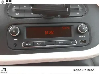 Photo 13 Renault Twingo  E-Tech Electric Authentic R80 Achat Intégral