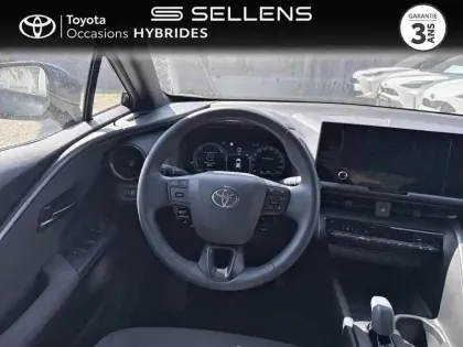 Photo 8 Toyota C-HR  1.8 Hybride 140ch Dynamic MY25