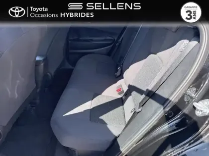 Photo 11 Toyota C-HR  1.8 Hybride 140ch Dynamic MY25