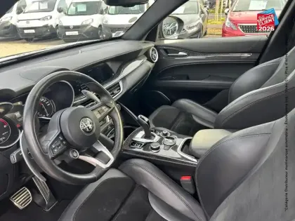 Photo 14 Alfa Romeo Stelvio  2.2 Diesel 210ch Veloce Ti Q4 AT8 MY21
